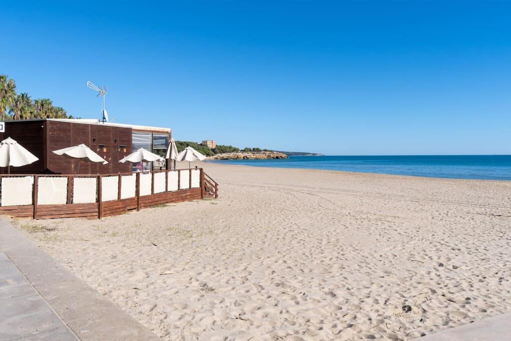 Privilegiado-Tarragona-50Mplaya-Wifi-Pool-Relax8 Exterior foto